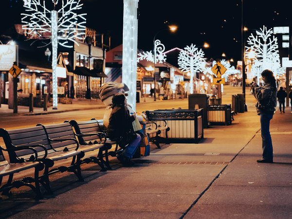 Révolution des Défilés de Mode : Comment la Pandémie Redessine l'Avenir des Présentations