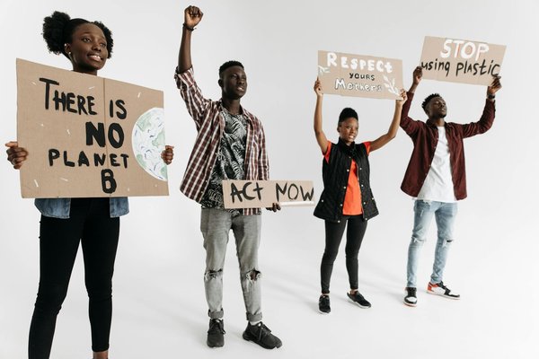 Skyjo action : le jeu stratégique et spectaculaire pour toute la famille